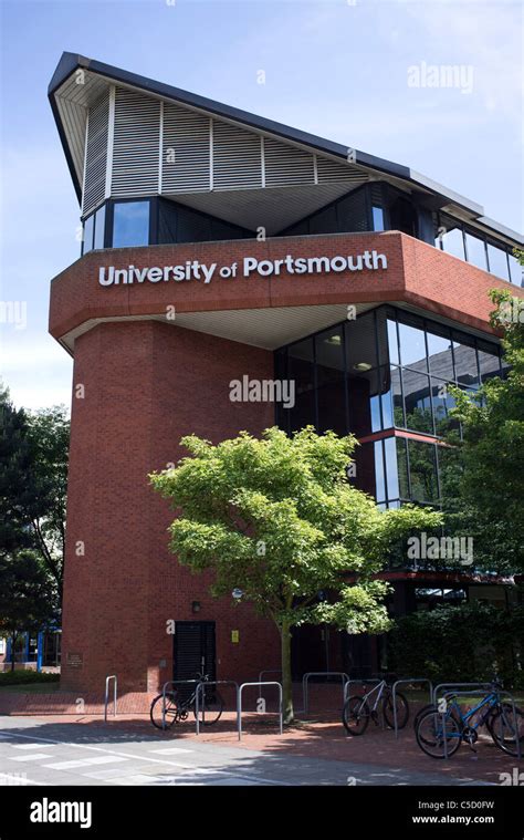 Portsmouth üniversitesi